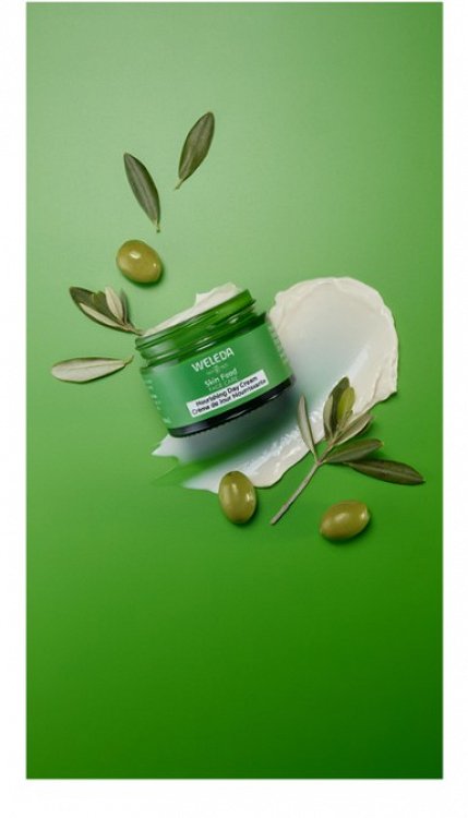 Weleda Skin Food Κρέμα Προσώπου Ημέρας για Ενυδάτωση & Ανάπλαση 40ml
