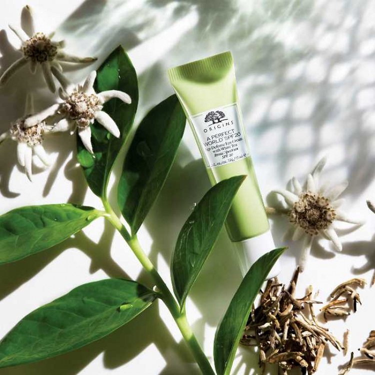 Origins A Perfect World Age-Defense Eye Cream with SPF 20, 15ml